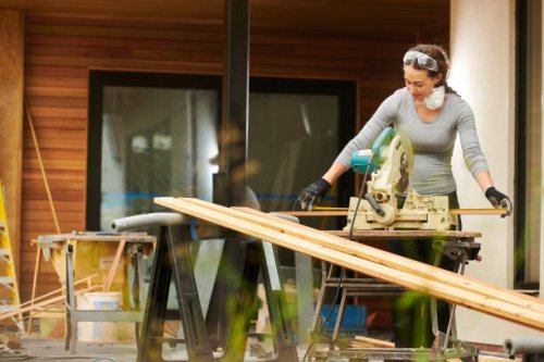 female homebuilder - home decoration stock pictures, royalty-free photos & images