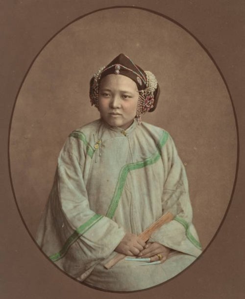 Fille de Lanxchow, 1870s. Artist Baron Raimund von Stillfried.