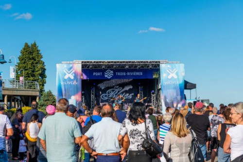 free music concert at harbor of trois-rivieres in canada - concert stock pictures, royalty-free photos & images