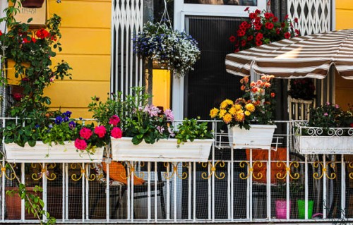 garden balcony - garden decoration stock pictures, royalty-free photos & images