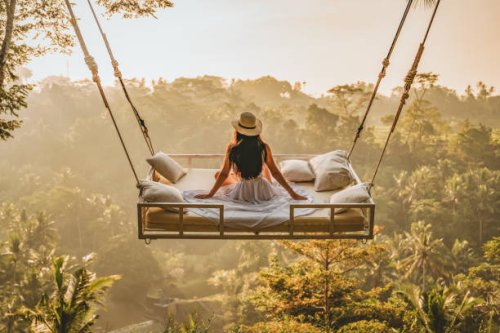 genieten van het spectaculaire uitzicht - travel stockfoto's en -beelden