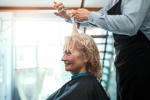 getting her hair cut by professional - hairstyle stock pictures, royalty-free photos & images