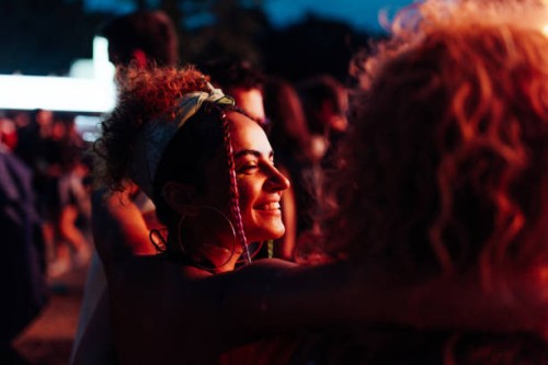 girlfriends having fun at concert - concert stock pictures, royalty-free photos & images