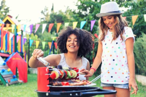 having fun with mom - garden decoration stock pictures, royalty-free photos & images