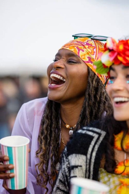 having the best weekend - concert stock pictures, royalty-free photos & images