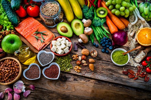healthy food for heart care - food stockfoto's en -beelden