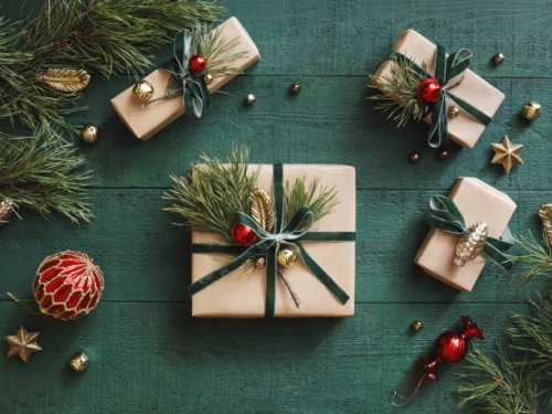 high angle view of christmas present - home decoration stock pictures, royalty-free photos & images