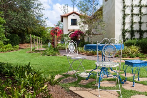 immobilier maison - garden decoration photos et images de collection