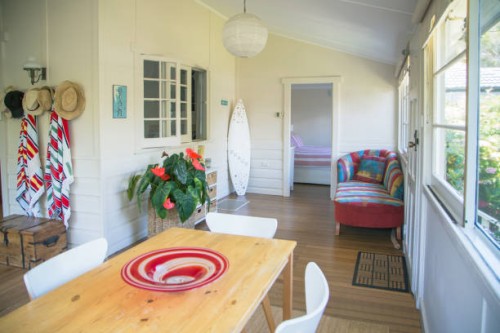 inside a typical australian beach house - home decoration stock pictures, royalty-free photos & images
