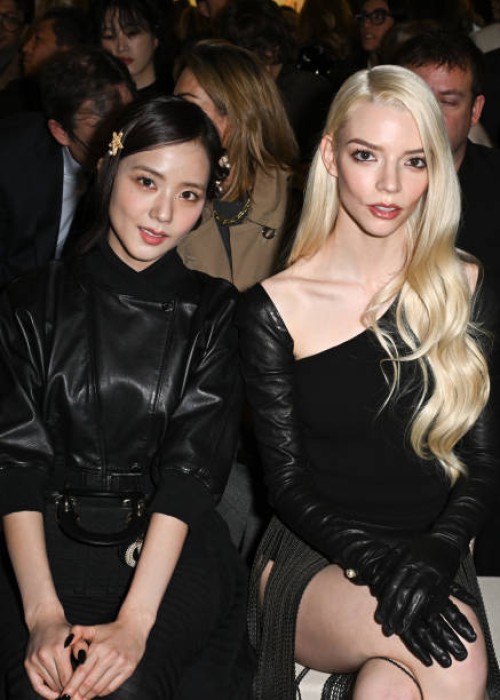 Jisoo and Anya Taylor-Joy attend the Christian Dior Haute Couture Spring-Summer 2025 show as part of Paris Fashion Week on January 27, 2025 in Paris,...
