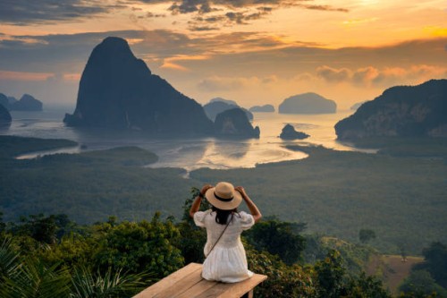 landscape of limestone karsts in phang nga bay at sunrise. unseen place of "samed nangshe" or "samet nangchee" in phang nga province, thailand. - travel stock pictures, royalty-free photos & images