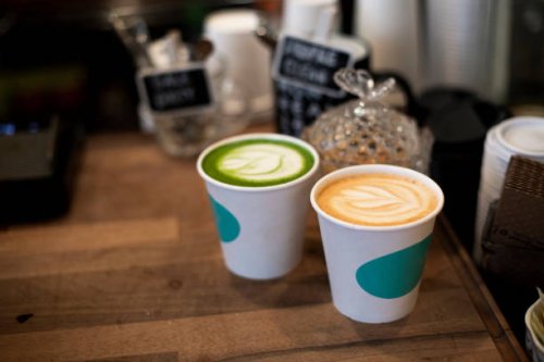 latte and green matcha latte stock photo - junk food stock pictures, royalty-free photos & images
