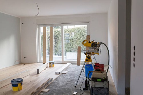 laying of parquet in a house - home decoration stock pictures, royalty-free photos & images