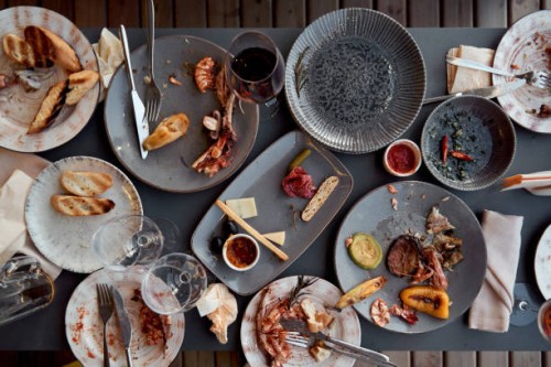 leftovers of outdoor dining table - junk food stock pictures, royalty-free photos & images