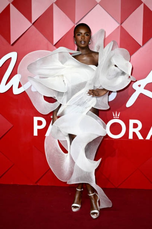 Leomie Anderson attends The Fashion Awards 2024 Presented by Pandora at the Royal Albert Hall on December 02, 2024 in London, England.