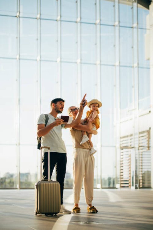 loving family going on holiday together - travel stock pictures, royalty-free photos & images