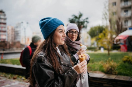 lunch on the go - junk food stock pictures, royalty-free photos & images
