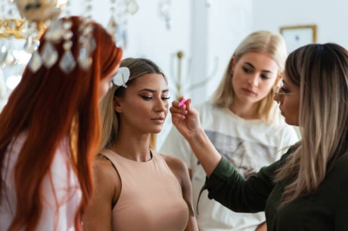 make-up masterclass - fashion stock pictures, royalty-free photos & images