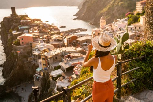 making a memory. - travel stock pictures, royalty-free photos & images