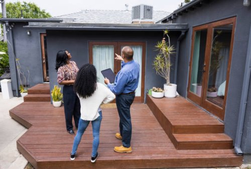 man performing inspection for new home buyer - home decoration stock pictures, royalty-free photos & images