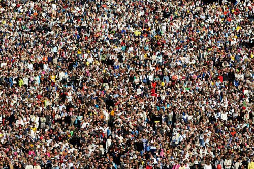 massive amount of people - concert stock pictures, royalty-free photos & images