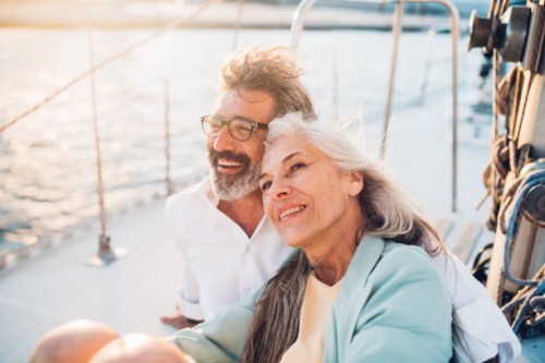 mature couple smiling - travel stock pictures, royalty-free photos & images