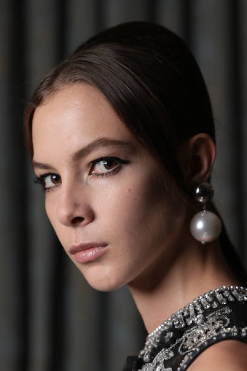 Model backstage during the Huishan Zhang show during London Fashion Week February 2025 on February 22, 2025 in London, England.