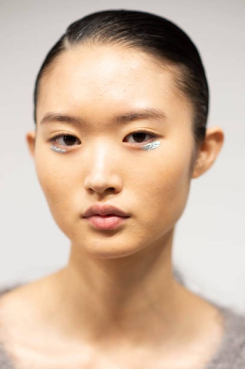 Model poses backstage prior to the Shiatzy Chen Womenswear Fall Winter 2023-2024 show as part of Paris Fashion Week on March 06, 2023 in Paris,...