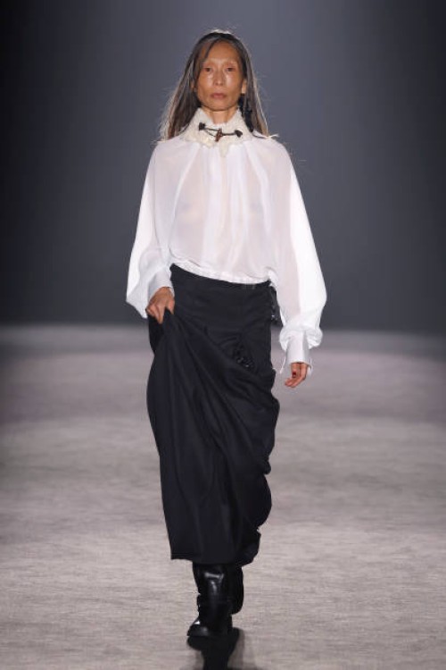 Model walks the runway at the Avec Amour fashion show during the 080 Barcelona Fashion Fall/Winter 2024-2025 on April 12, 2024 in Barcelona, Spain.