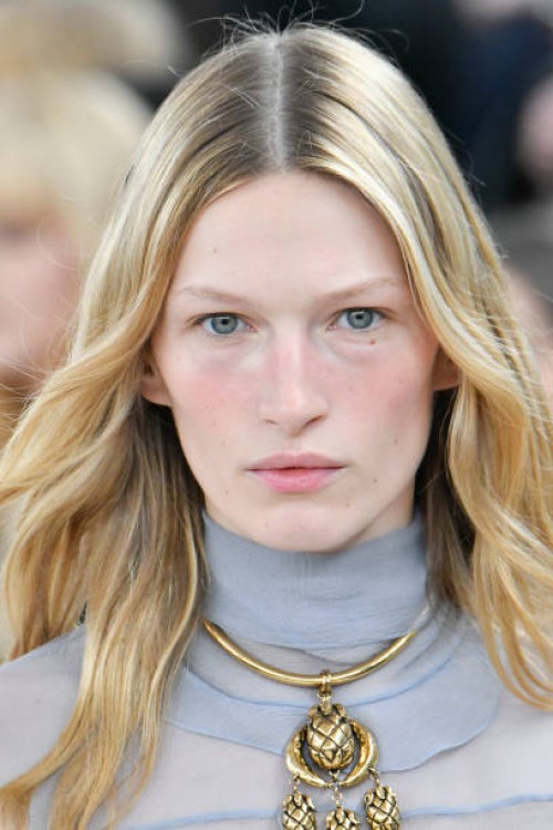 Model walks the runway during the Chloe Ready to Wear Fall/Winter 2024-2025 fashion show as part of the Paris Fashion Week on February 29, 2024 in...