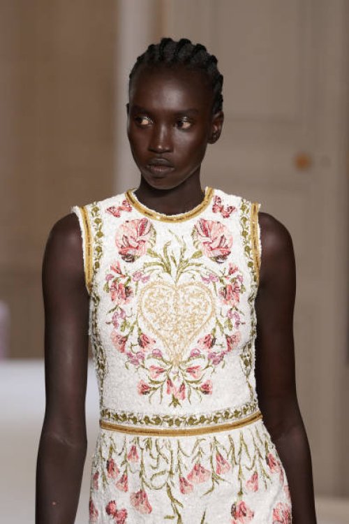 Model walks the runway during the Giambattista Valli Paris Womenswear Spring-Summer 2025 show as part of Paris Fashion Week on September 27, 2024 in...