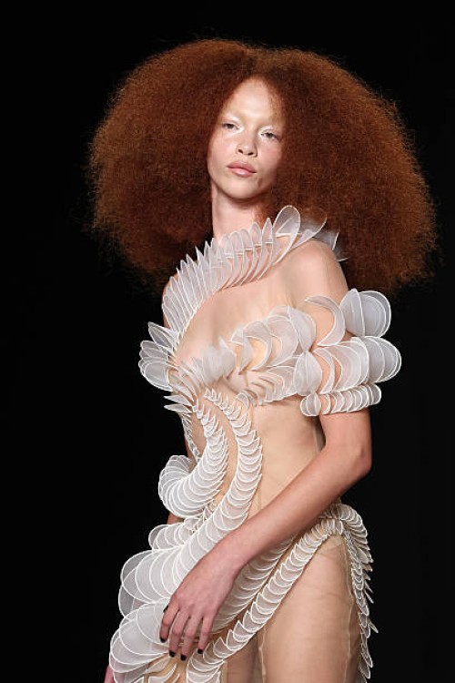 Model walks the runway during the Iris Van Herpen Haute Couture Fall/Winter 2025/2026 show as part of Paris Fashion Week on July 07, 2025 in Paris,...