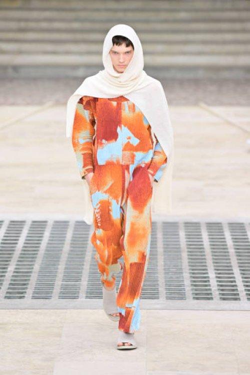 Model walks the runway during the Issey Miyake Menswear Spring/Summer 2025 show as part of Paris Fashion Week on June 20, 2024 in Paris, France.