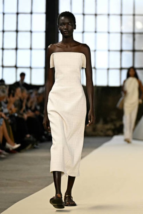Model walks the runway during the Tod's collection show at Milan's Fashion Week Womenswear Spring / Summer 2025, on September 20, 2024 in Milan.