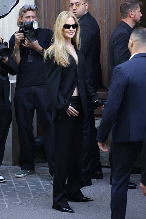 Nicole Kidman arrives at Balenciaga during the Haute Couture Fall/Winter 2025/2026 as part of Paris Fashion Week on July 09, 2025 in Paris, France.