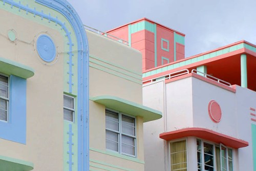 ocean drive’s art deco - fashion stock pictures, royalty-free photos & images