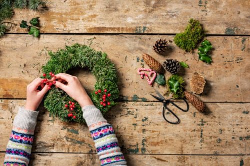 overhead view of christmas wreaths being made. - home decoration stock pictures, royalty-free photos & images