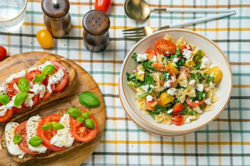 pasta salad, bruschetta tomato mozzarella - food fotografías e imágenes de stock