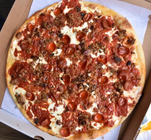 pepperoni pizza - junk food stock pictures, royalty-free photos & images