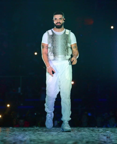 Performs onstage during the Final Stop of 'Aubrey & The three Amigos Tour' at State Farm Arena on November 18, 2018 in Atlanta, Georgia.