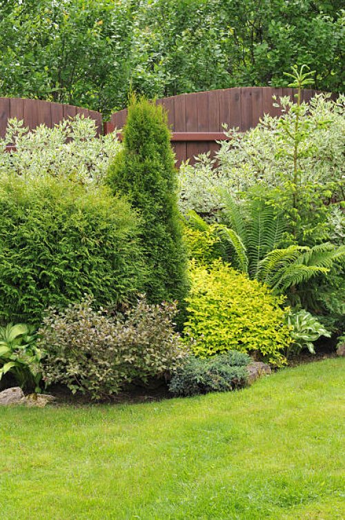 picture of a well maintained garden - garden decoration stock pictures, royalty-free photos & images