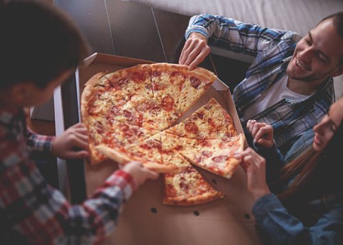 pizza at home - junk food stock pictures, royalty-free photos & images