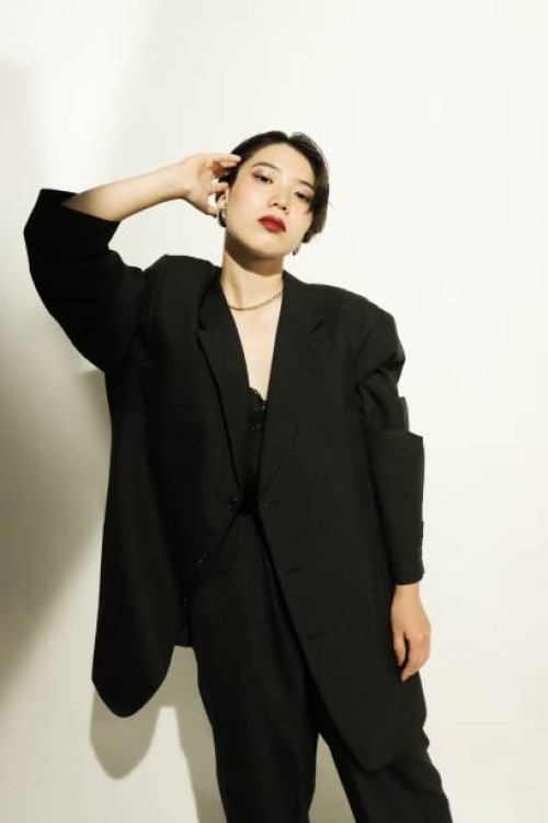 portrait d’un mannequin asiatique - fashion photos et images de collection