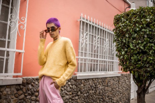 portrait of a young man wearing sunglasses - fashion stock pictures, royalty-free photos & images