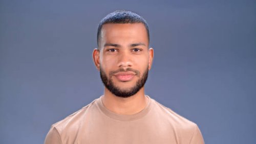 primer plano de hombre adulto medio - hairstyle fotografías e imágenes de stock