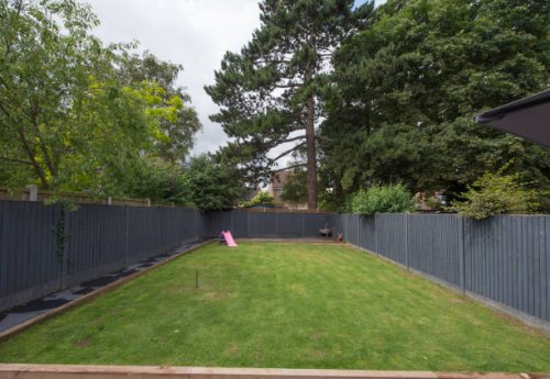 property exterior - garden decoration stockfoto's en -beelden