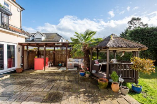property interiors - garden decoration stock pictures, royalty-free photos & images