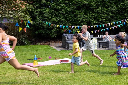 ready, set, go - garden decoration stock pictures, royalty-free photos & images