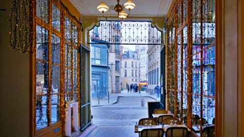 restaurant and street in paris. - fashion stock pictures, royalty-free photos & images