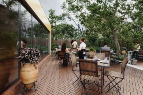 restaurant en plein air - garden decoration photos et images de collection